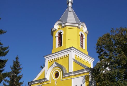 Фарбування Свято-Покровського храму у Луцьку