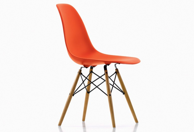 Eames plastic chair